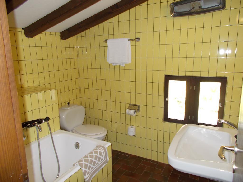 Casa Bianchi Vila Rovio Quarto foto